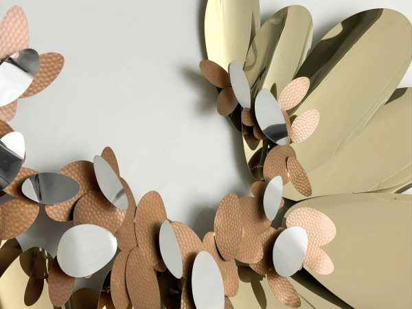 IMG_0714 Ascending Feather